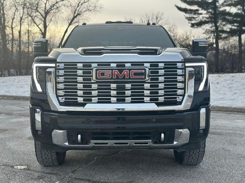 2025 GMC Sierra 2500 Denali