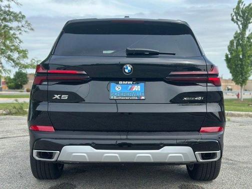 Black Sapphire Metallic 2026 BMW X5 xDrive40i