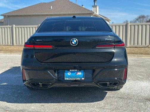 2025 BMW 760 760i xDrive
