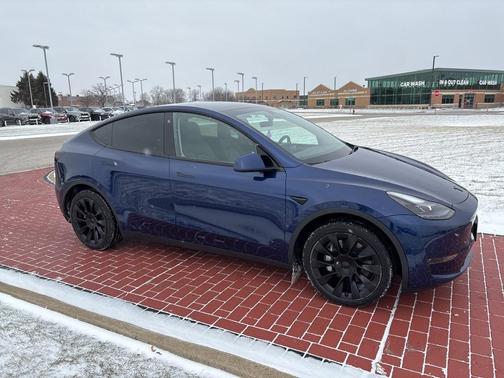 2022 Tesla Model Y Long Range