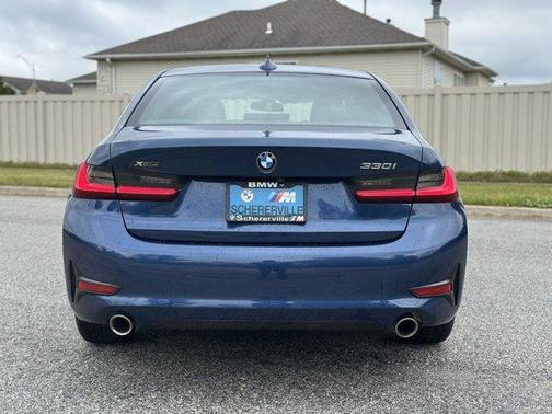 2022 BMW 330 i xDrive