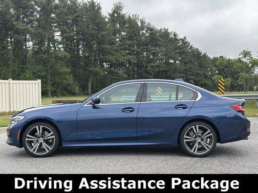 2022 BMW 330 i xDrive