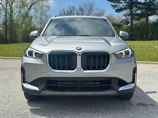 Space Silver 2023 BMW X1 xDrive28i