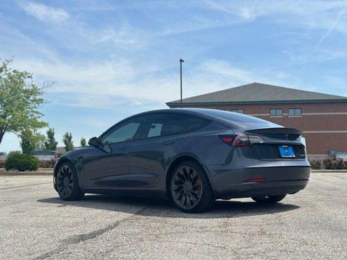 Midnight Silver Metallic 2022 Tesla Model 3 Performance