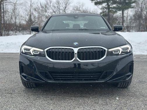 2024 BMW 330 i xDrive