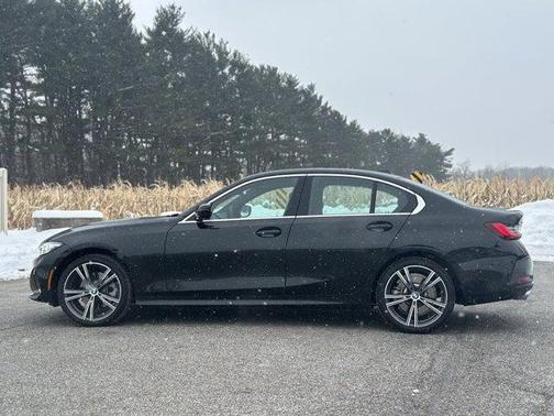 2024 BMW 330 i xDrive