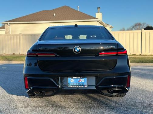 2023 BMW 760 760i xDrive