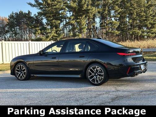 2023 BMW 760 760i xDrive