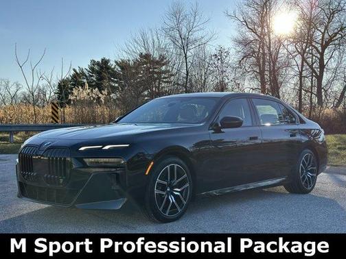 2023 BMW 760 760i xDrive