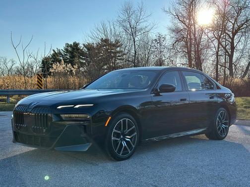 2023 BMW 760 760i xDrive