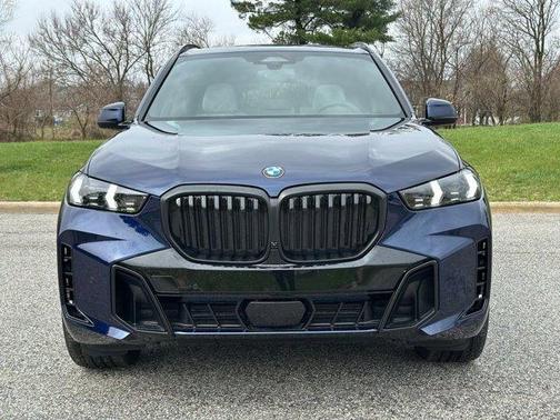 Tanzanite Blue II Metallic 2026 BMW X5 xDrive40i