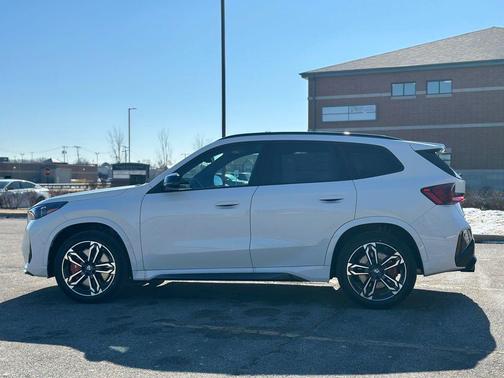 2026 BMW X1 M35i
