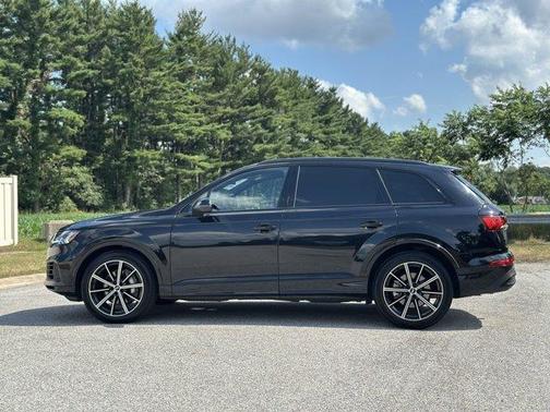 2021 Audi Q7 55 Prestige