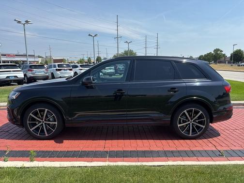 2021 Audi Q7 55 Prestige