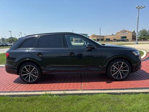 2021 Audi Q7 55 Prestige
