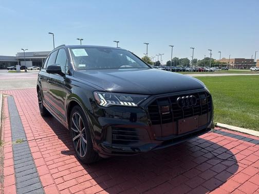 2021 Audi Q7 55 Prestige