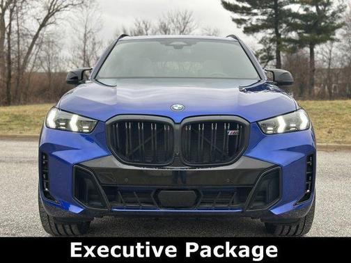 2025 BMW X5 M60i