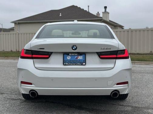2023 BMW 330 i xDrive