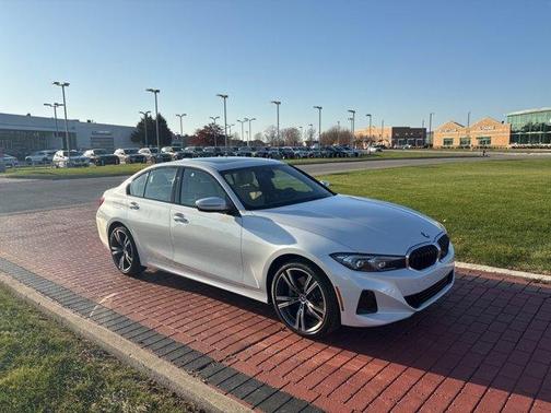 2023 BMW 330 i xDrive