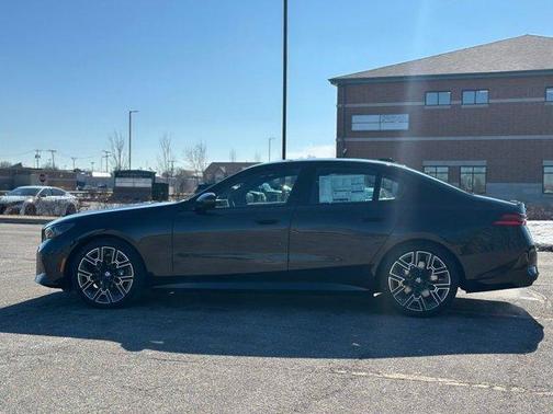 2026 BMW 530 i xDrive