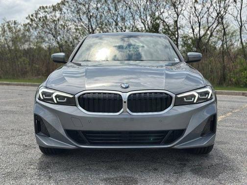 2025 BMW 330 i xDrive