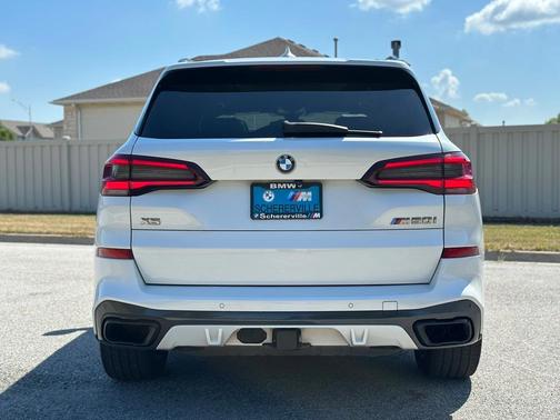 2021 BMW X5 M50i