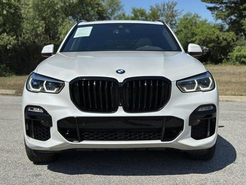 2021 BMW X5 M50i