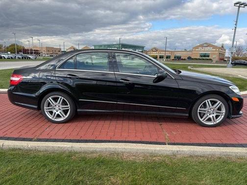 2010 Mercedes-Benz E-Class E 550 4MATIC