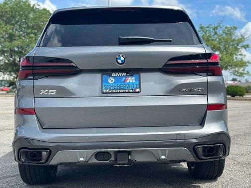 Gray Metallic 2026 BMW X5 xDrive40i