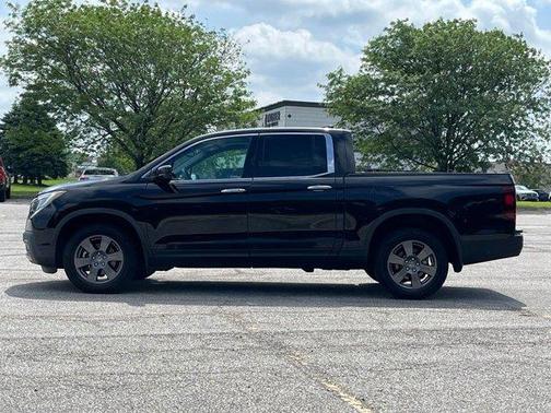 Crystal Black Pearl 2020 Honda Ridgeline RTL-E
