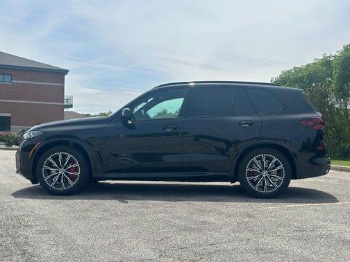 Black Sapphire Metallic 2026 BMW X5 PHEV xDrive50e