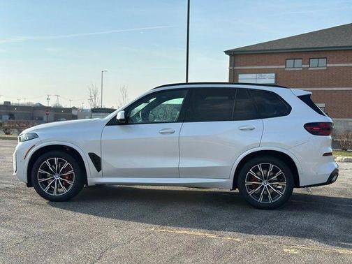 Mineral White Metallic 2026 BMW X5 xDrive40i