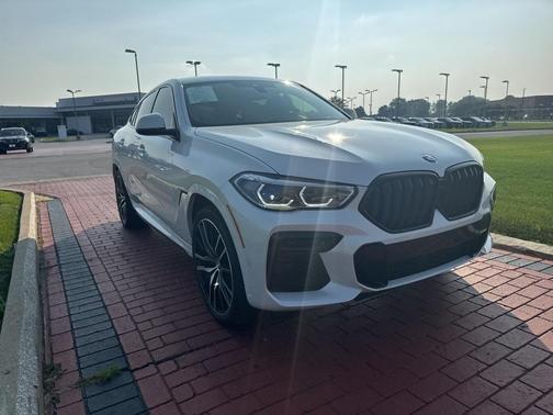 2022 BMW X6 xDrive40i