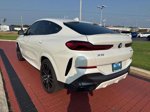 2022 BMW X6 xDrive40i