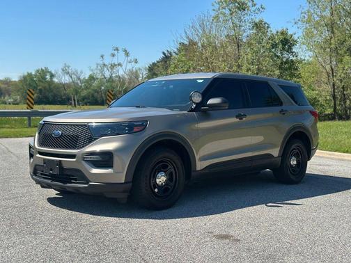 Arizona Beige Metallic 2020 Ford Utility Police Interceptor Base
