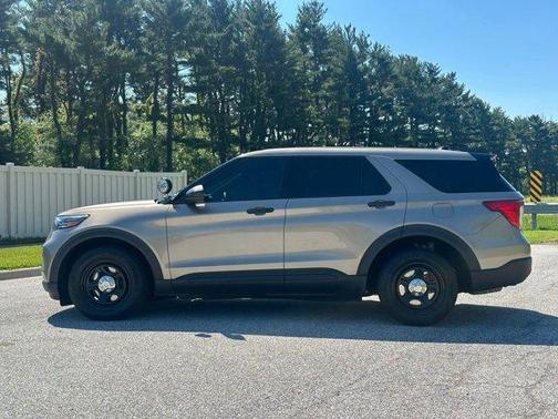 Arizona Beige Metallic 2020 Ford Utility Police Interceptor Base