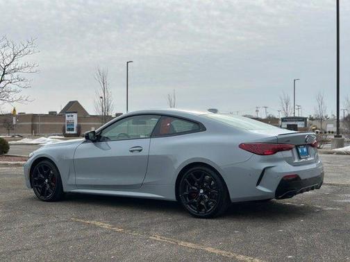 2026 BMW M440 i xDrive