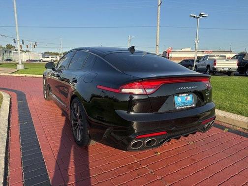 2022 Kia Stinger GT2