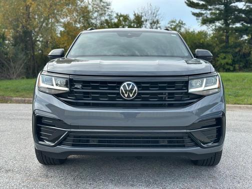 2023 Volkswagen Atlas Cross Sport 3.6 V6 SEL R-Line Black
