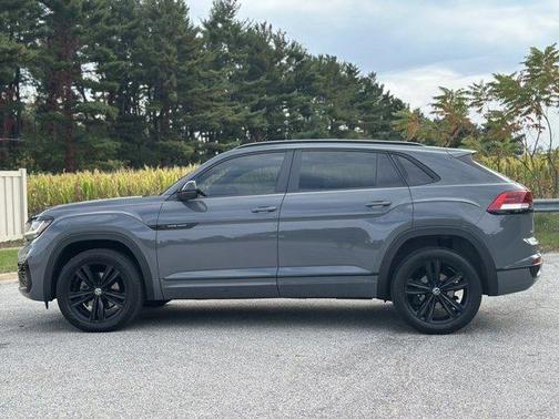 2023 Volkswagen Atlas Cross Sport 3.6 V6 SEL R-Line Black
