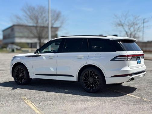 2025 Lincoln Aviator Reserve AWD
