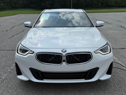 2023 BMW 230 i xDrive