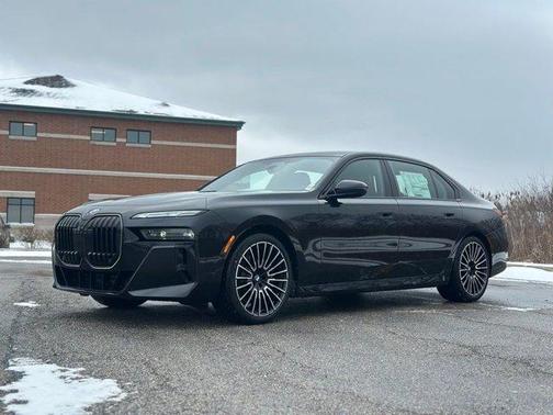 2026 BMW 760 760i xDrive