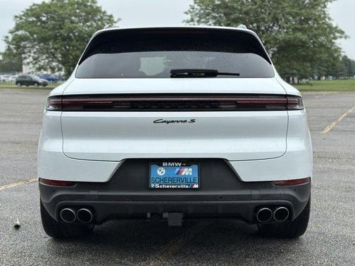 2024 Porsche Cayenne S