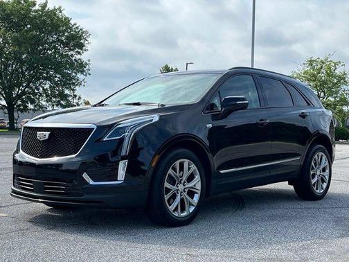 Stellar Black Metallic 2020 Cadillac XT5 Sport