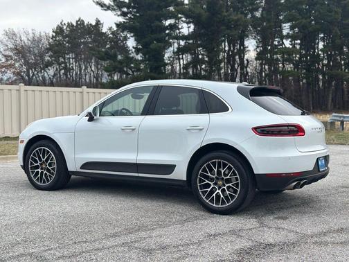 2017 Porsche Macan S