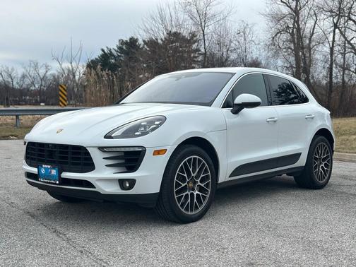 2017 Porsche Macan S