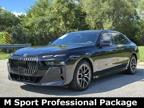 2023 BMW 760 760i xDrive