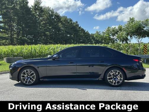 2023 BMW 760 760i xDrive