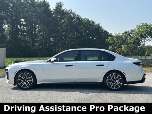 2023 BMW 760 760i xDrive